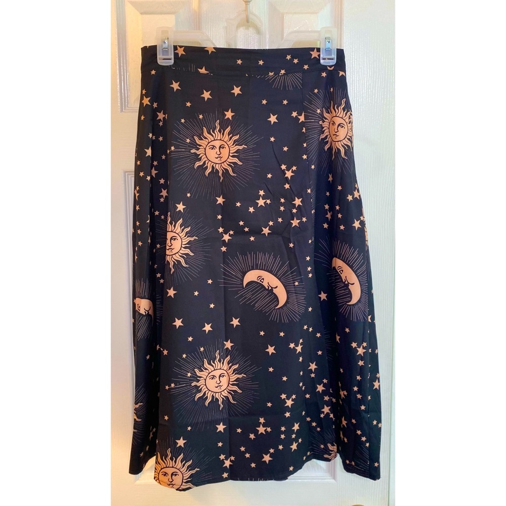Romwe Black & Gold Celestial Bottom Slit Midi Skirt